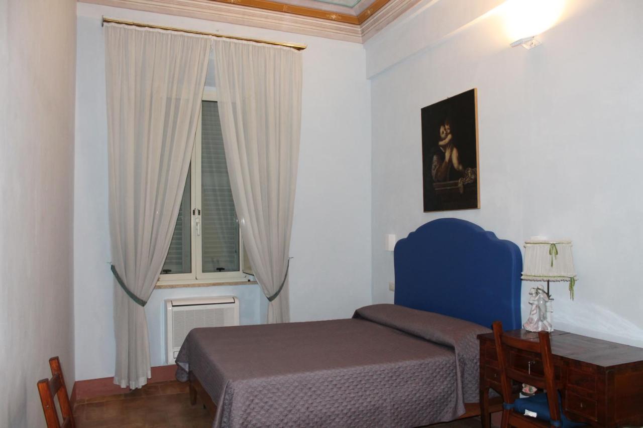 Palazzo Trevisani Apartment Porto San Giorgio Exterior photo