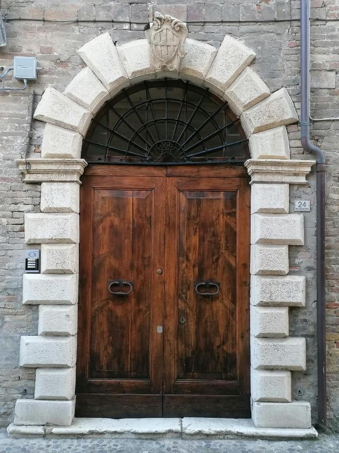 Palazzo Trevisani Apartment Porto San Giorgio Exterior photo